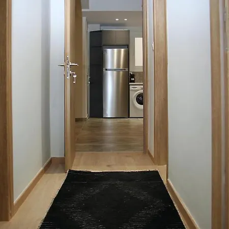Stunning 2 Bedroom Near Acropolis Διαμέρισμα