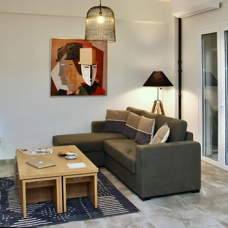 Διαμέρισμα Stunning 2 Bedroom Near Acropolis *