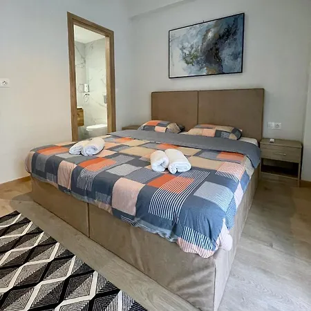 Stunning 2 Bedroom Near Acropolis Διαμέρισμα